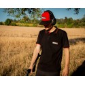 Polo negro XP con detalles en rojo